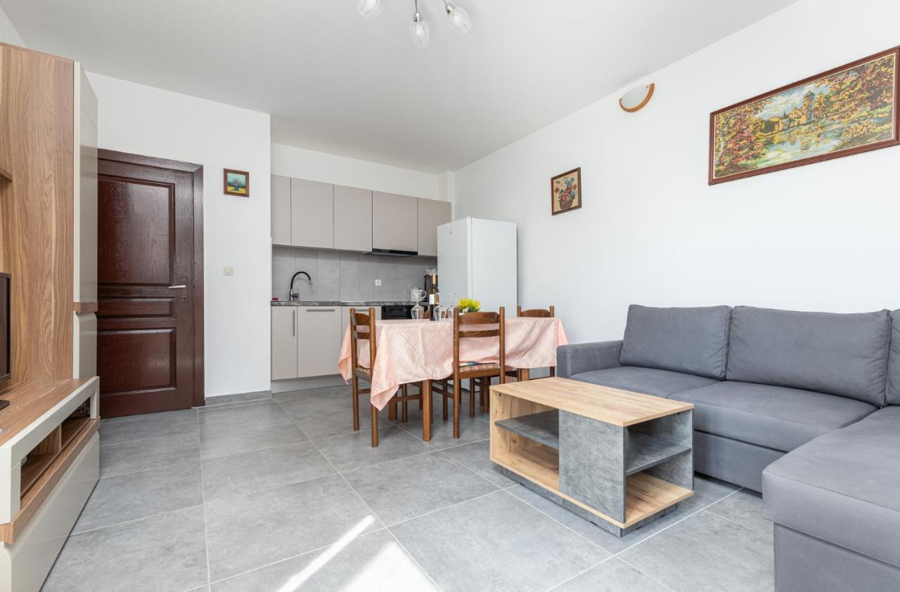 Medak Apartment Poreč Exterior foto