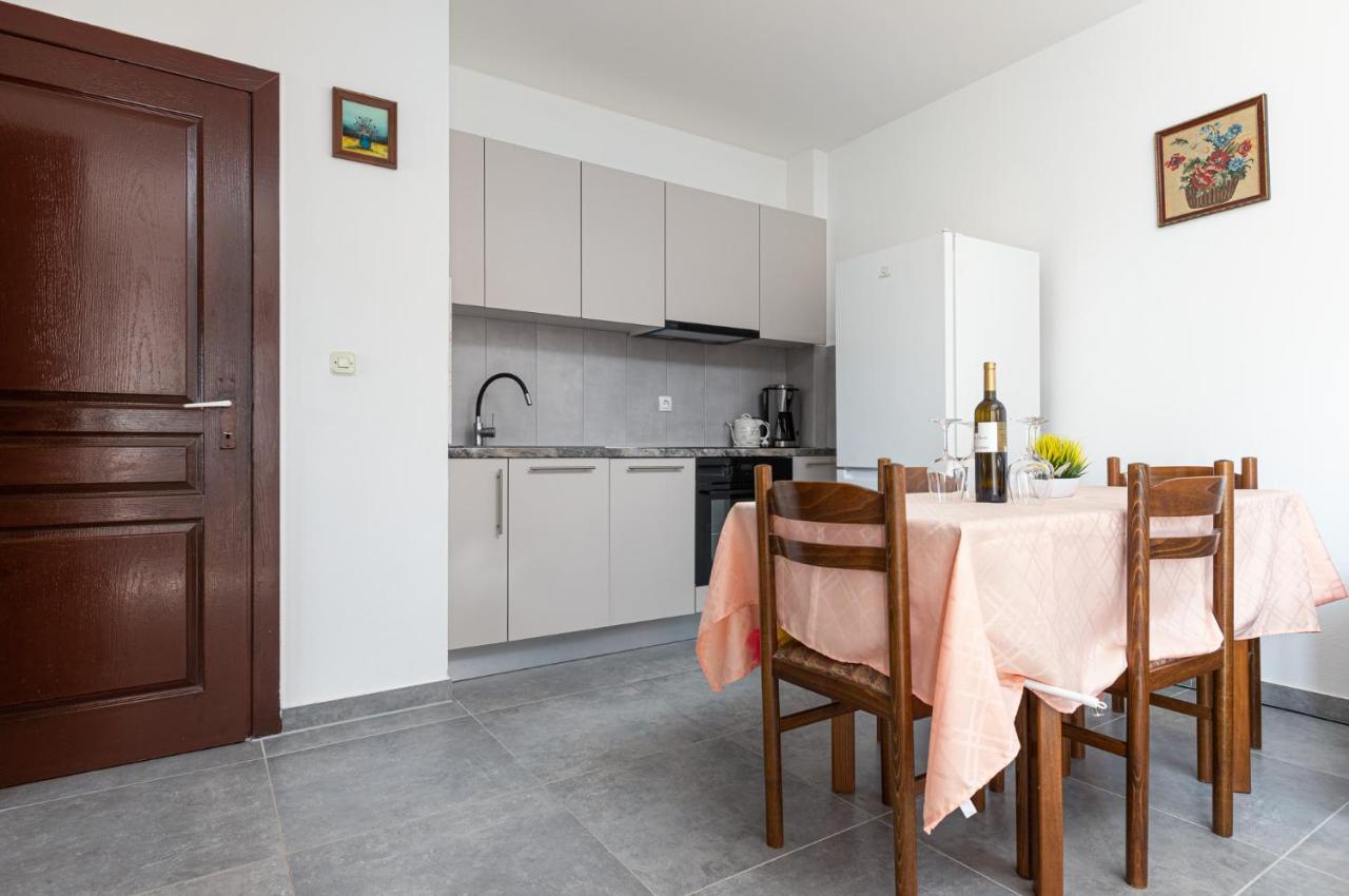 Medak Apartment Poreč Exterior foto