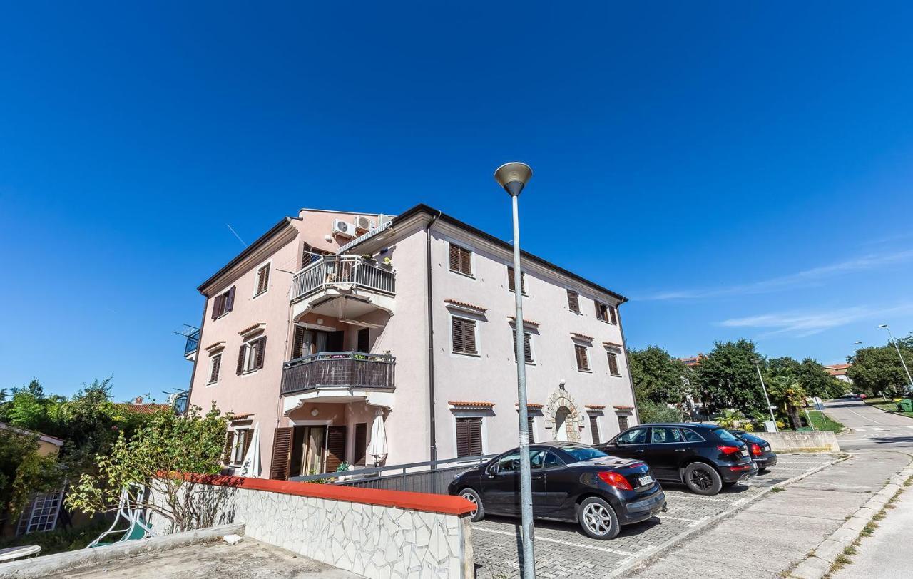Medak Apartment Poreč Exterior foto